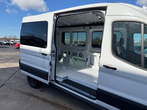 New 2024 Ford Transit 350 148 Medium Roof image 12