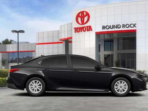 New 2026 Toyota Camry LE image 12