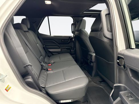 Used 2025 Toyota 4Runner TRD Sport Premium AWD/4WD image 20
