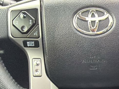 Used 2021 Toyota 4Runner Limited image 21