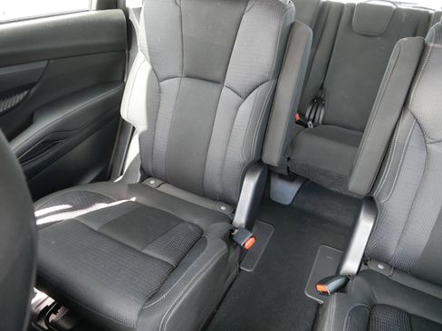 Used 2025 Subaru Ascent Premium AWD/4WD image 12