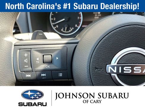 Used 2023 Nissan Rogue S AWD/4WD image 18