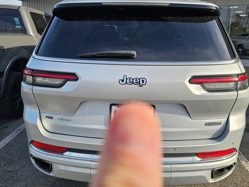 Used 2022 Jeep Grand Cherokee L Overland image 4