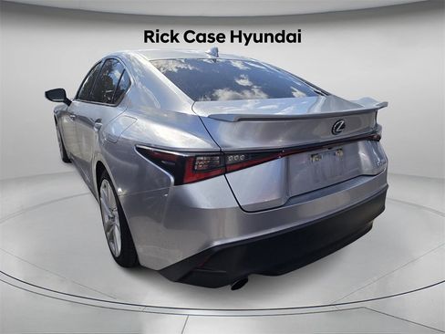 Used 2022 Lexus IS 300 300 image 6