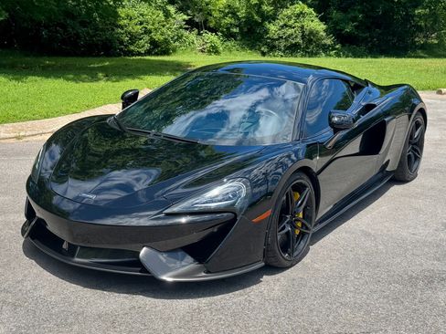 Used 2017 McLaren 570S Coupe image 15
