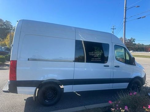 Used 2026 Mercedes-Benz Sprinter 2500 image 6