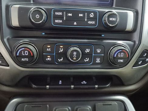 Used 2020 Chevrolet Silverado 1500 LT Trail Boss AWD/4WD image 39