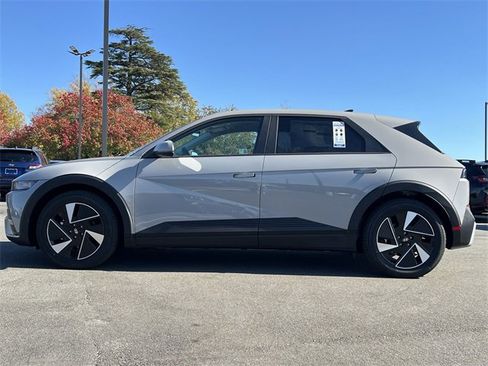 New 2026 Hyundai Ioniq 5 SE image 35