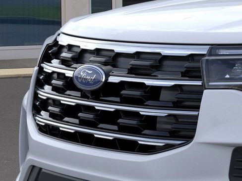New 2026 Ford Explorer Active image 18