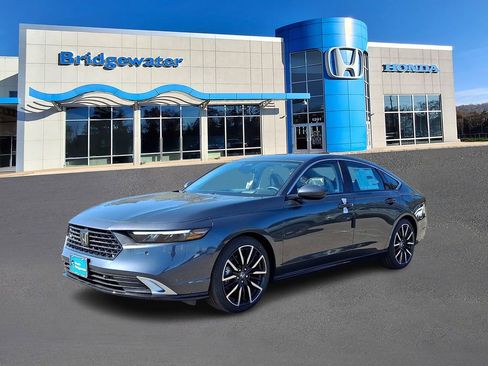 New 2026 Honda Accord Touring image 2