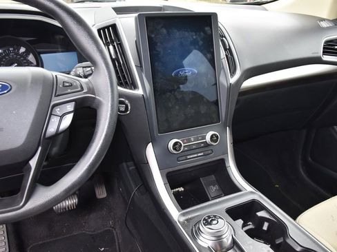 Used 2023 Ford Edge SE AWD/4WD image 8