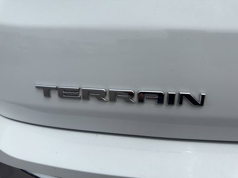 Used 2019 GMC Terrain SLT w/ Preferred Package FWD image 22