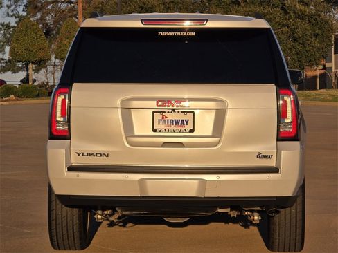 Used 2020 GMC Yukon SLT w/ Premium Edition image 5
