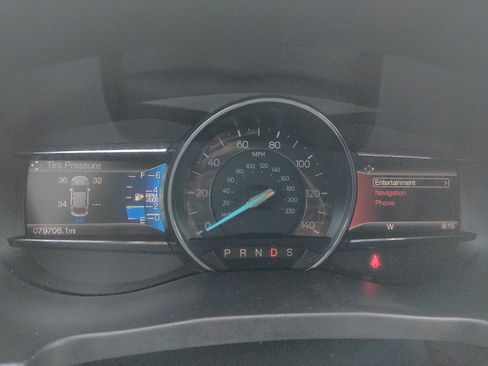 Used 2017 Ford Explorer XLT w/ Equipment Group 202A FWD image 23