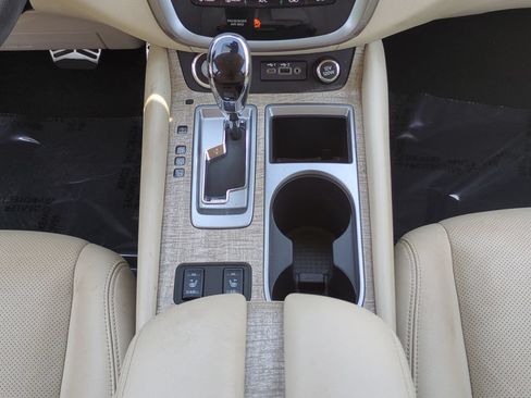 Used 2024 Nissan Murano SL FWD image 19