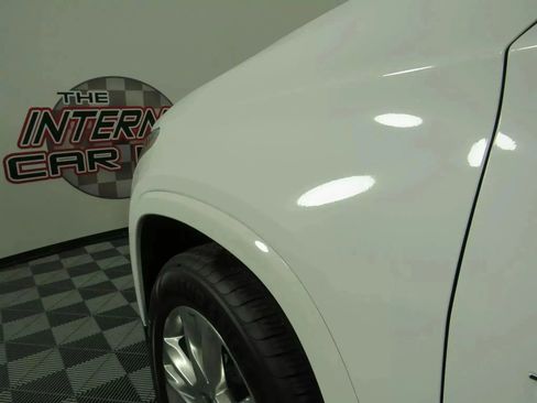 Used 2018 Chevrolet Traverse High Country image 31