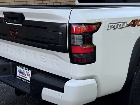 New 2026 Nissan Frontier PRO-4X w/ Tow Package AWD/4WD image 24