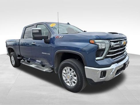 Used 2024 Chevrolet Silverado 2500 LTZ w/ LTZ Plus Package AWD/4WD image 1