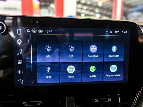 Used 2025 Chevrolet Equinox RS w/ Safety and Technology Package AWD/4WD image 33