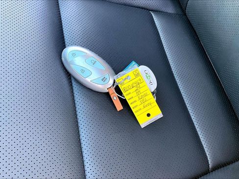 Used 2024 Hyundai Kona Limited image 13