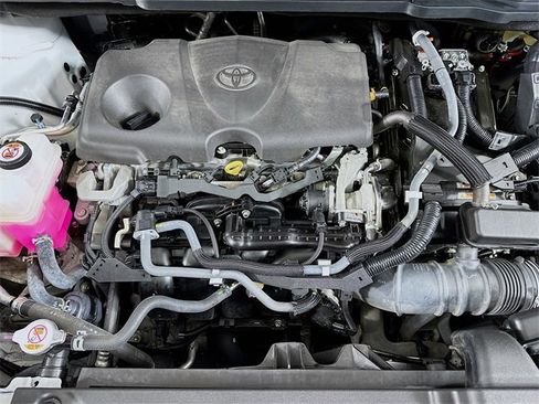 Used 2021 Toyota Sienna LE image 30