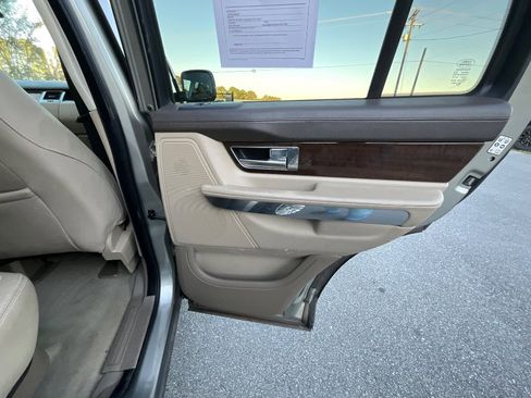 Used 2012 Land Rover Range Rover Sport HSE LUX image 24