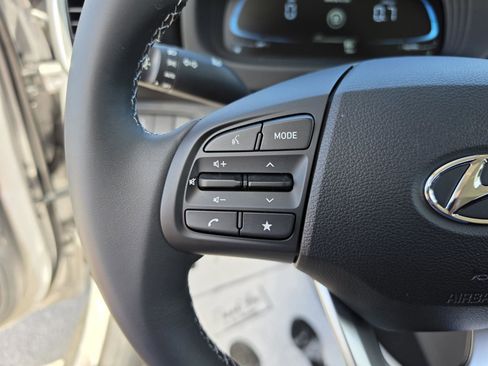 New 2026 Hyundai Venue SEL FWD image 30