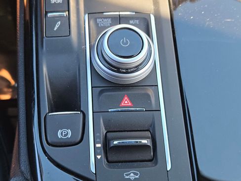 Used 2023 Maserati Levante Modena image 35