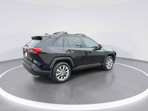 Used 2025 Toyota RAV4 XLE Premium w/ Weather Package AWD/4WD image 8