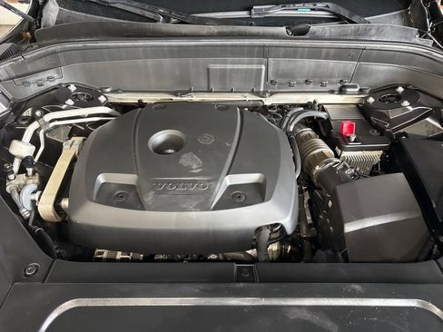 Used 2018 Volvo XC90 T6 Momentum w/ Convenience Package image 40