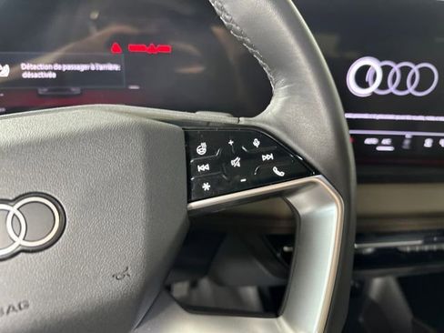 Used 2025 Audi Q6 e-tron Premium Plus w/ Premium Plus RWD image 16