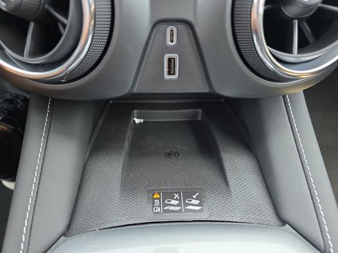 New 2026 Chevrolet Blazer LT w/ Convenience Package FWD image 23