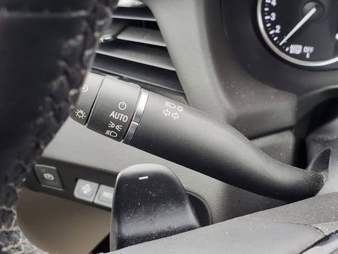 Used 2024 Buick Enclave Avenir w/ Trailering Package, 5000 lbs. image 5