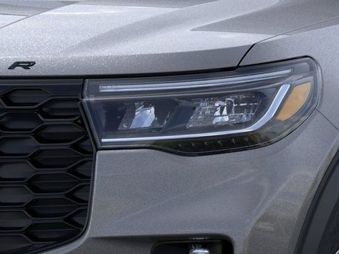 New 2025 Ford Explorer ST-Line w/ Premium Package RWD image 22