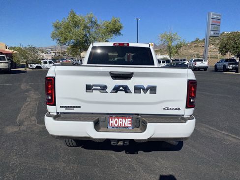 New 2025 RAM 2500 Big Horn AWD/4WD image 3