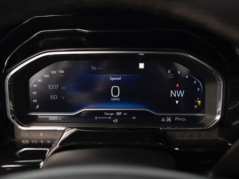 Used 2023 Chevrolet Silverado 1500 LT image 4