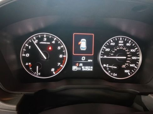 Used 2025 Subaru Crosstrek 2.0i Premium AWD/4WD image 2