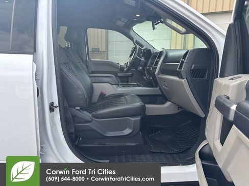 Used 2022 Ford F350 XLT w/ FX4 Off-Road Package image 9