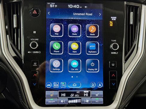 Used 2024 Subaru Outback Premium image 21