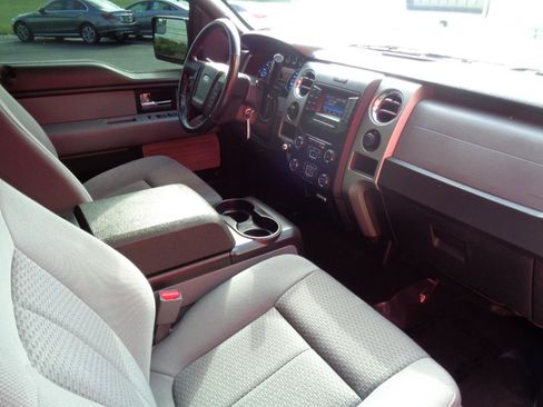Used 2013 Ford F150 XLT w/ XLT Chrome Pkg AWD/4WD image 11