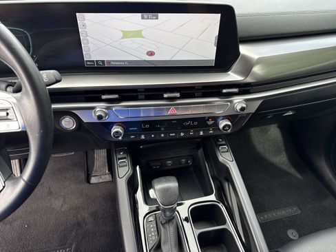 Used 2025 Kia Telluride S FWD image 33