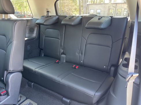 New 2026 Nissan Pathfinder SL w/ SL Premium Package (P04) image 20