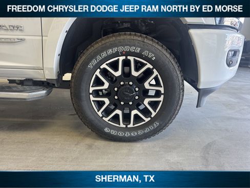 New 2025 RAM 2500 Limited AWD/4WD image 25