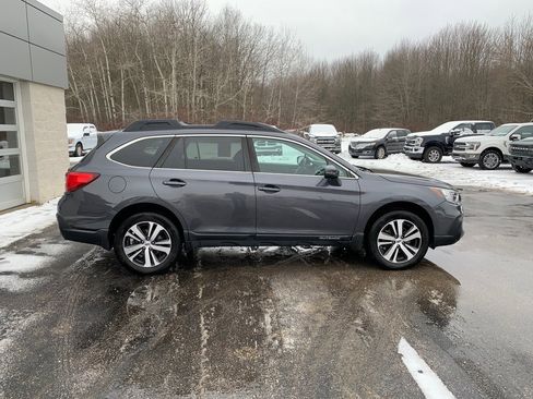 Used 2019 Subaru Outback 2.5i Limited w/ Popular Package #2 image 24