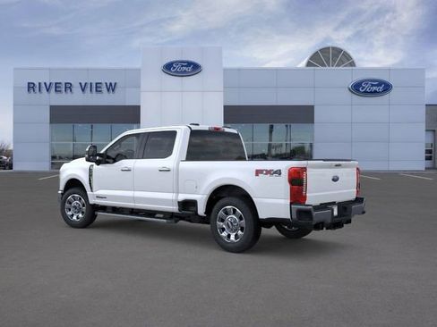 New 2026 Ford F250 Lariat w/ Chrome Package image 4