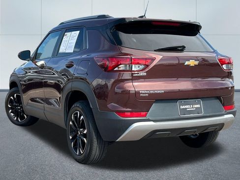 Used 2022 Chevrolet TrailBlazer LT w/ LPO, Blackout Package AWD/4WD image 34