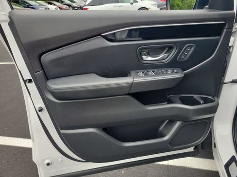 Used 2024 Honda Pilot EX-L image 38