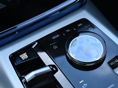 New 2026 BMW X3 xDrive30 w/ Premium Package image 19