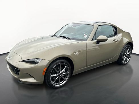 Used 2023 MAZDA MX-5 Miata Grand Touring RWD image 7