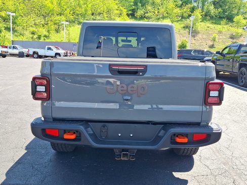 Used 2021 Jeep Gladiator Mojave AWD/4WD image 5